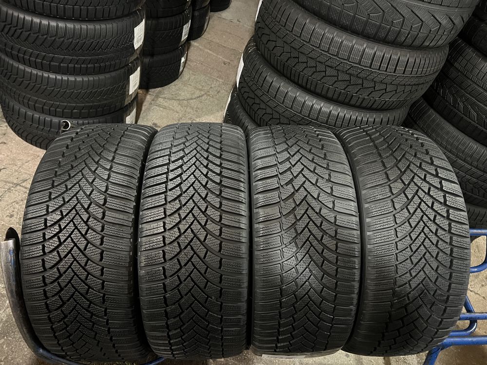 225/40/18 R18 Bridgestone  Blizzak LM005 4шт зима