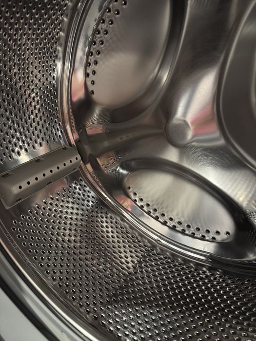 Пральна (стиральна) машина INDESIT Робоча