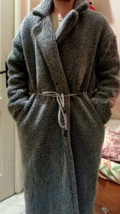 Шубка пллюшевая NUGO studio