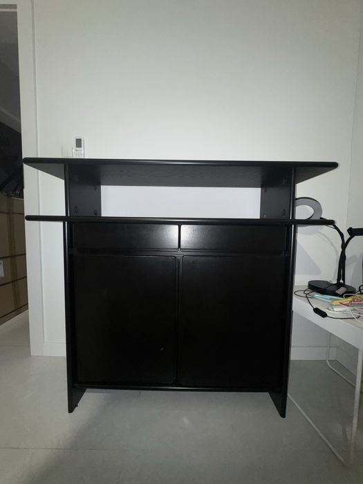 Stylowy vintage regał-barek w kolorze czarnym Szafka drewniana