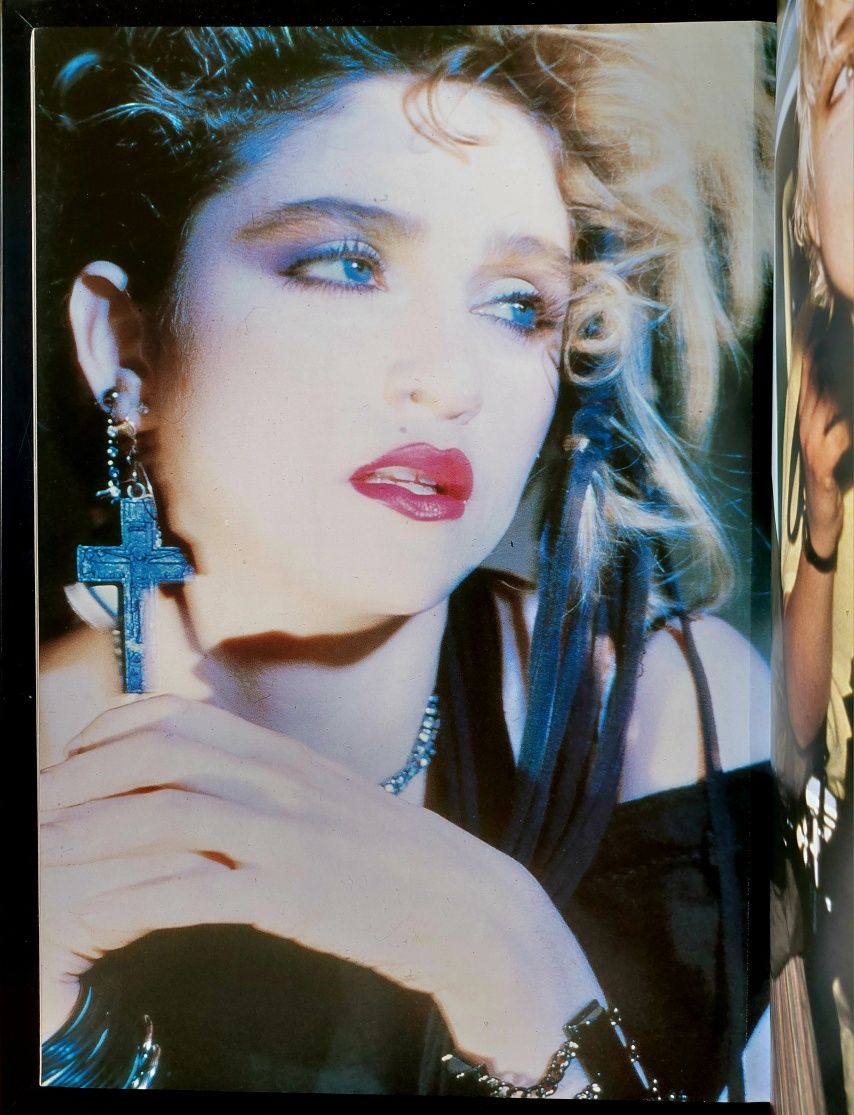Poster Book MADONNA 1986