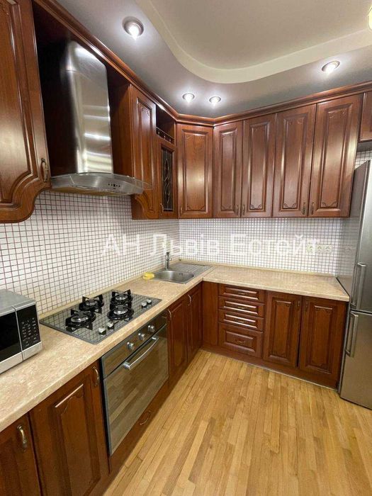 Оренда 3 кім. квартири (Залізничний р-н)