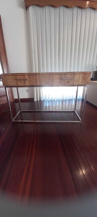 Mesa em madeira e aço inoxidavel, como novas64564403478658123