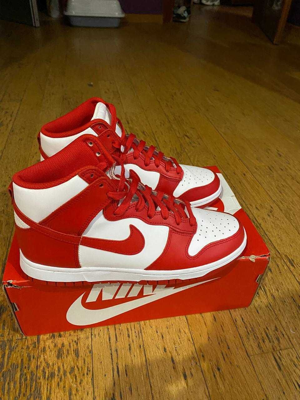 КРОСІВКИ Nike Dunk Hight Red/White