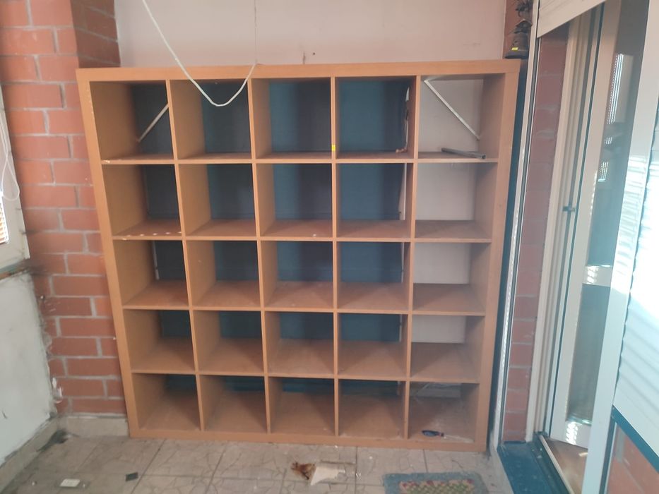 Meble oddam. Szafa i inne meble