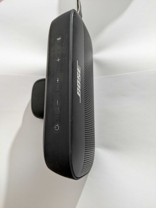 Bose SoundLink Flex Bluetooth Speaker – Like New