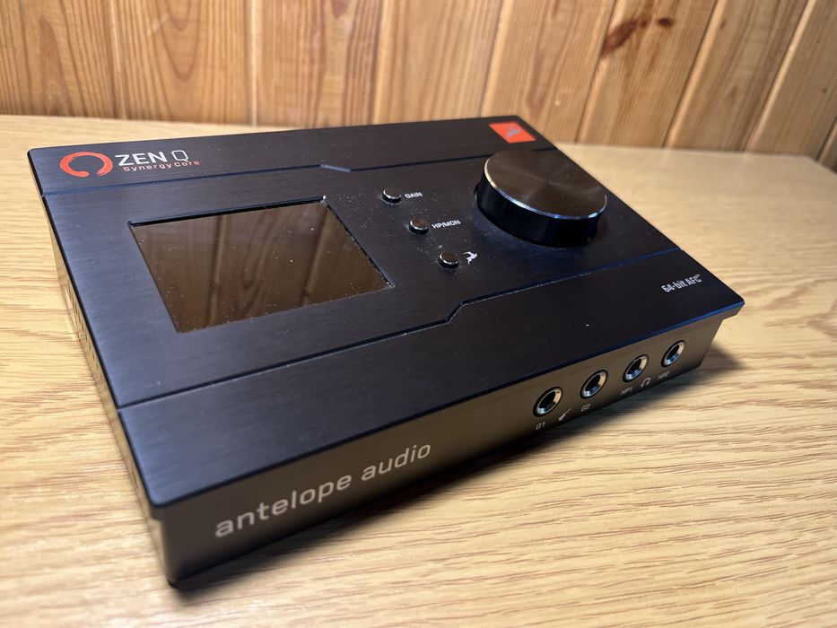 Antelope Audio Zen Q Synergy Core USB + case + mikrofon