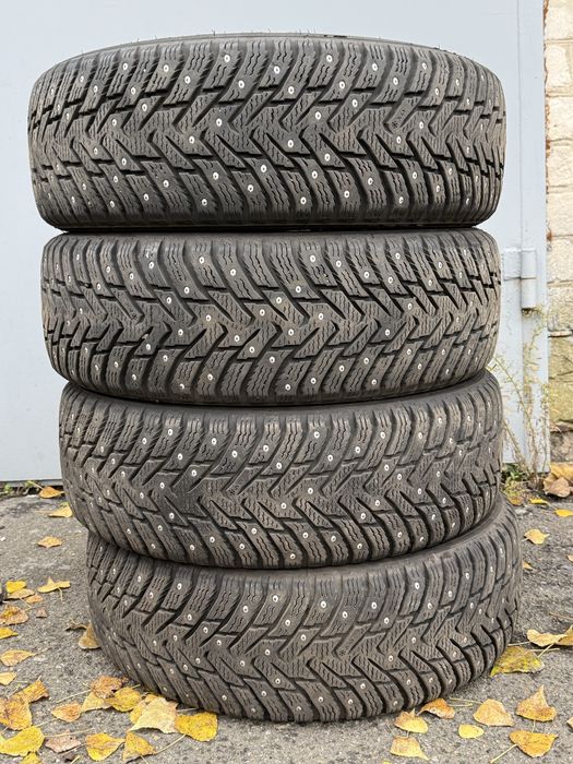 Зимова гума nokian types nordman 8