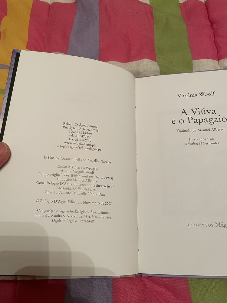 A Viúva e o Papagaio
