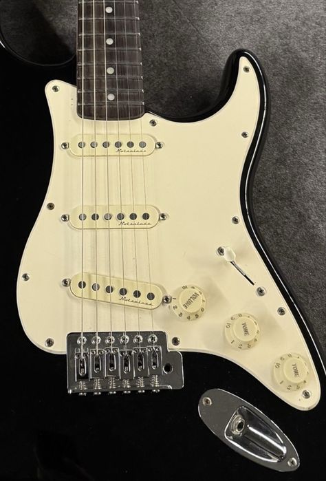 Fender Loaded Pickguard - Noiseless