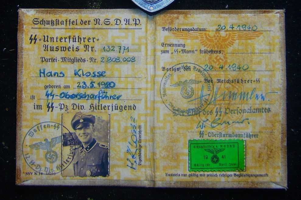 Legitymacja Oficera Waffen SS 1941r + Zardzewiała Klamra SS