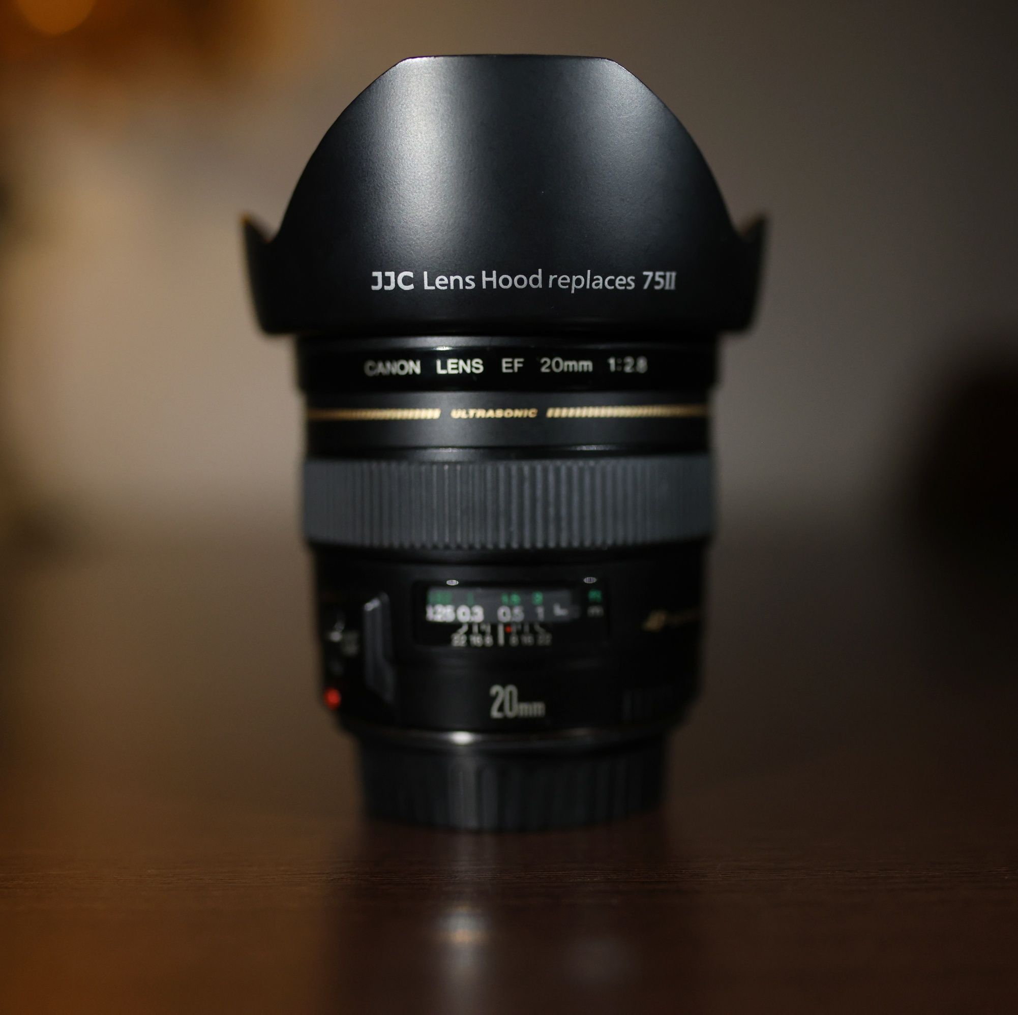Obiektyw Canon EF 20mm 2.8 Zadbany