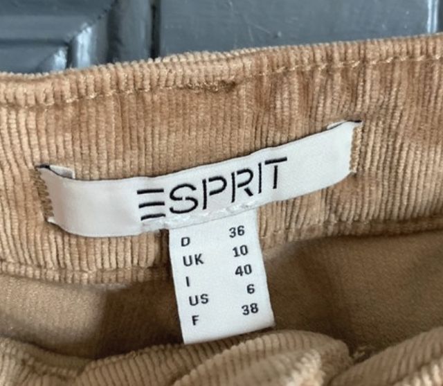 Beżowe spodnie ESPRIT