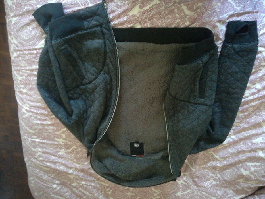 Blusão Globe cinzento com pêlo