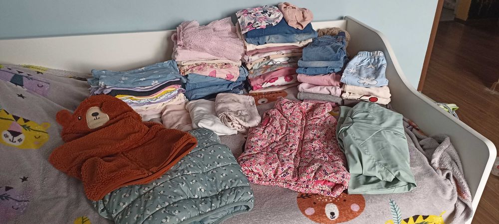 Ubranka dla dziewczynki rozm. 80