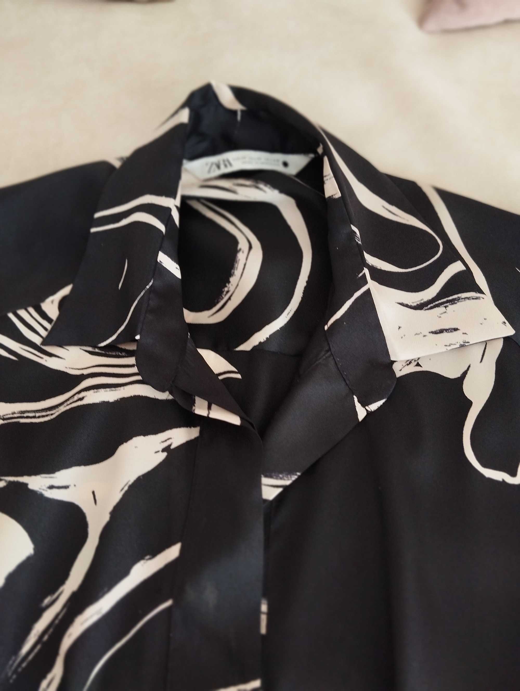 Vestido Zara comprido. Tamanho M