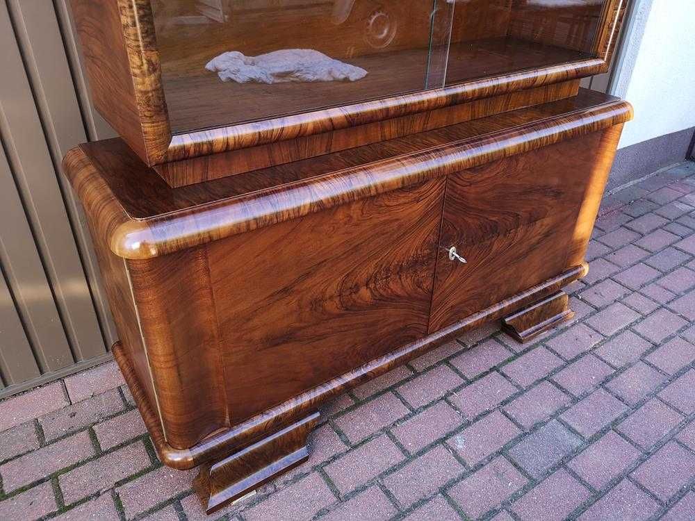 Witryna ART-DECO Serwantka Biblioteka Orzech Stara Antyk Po Renowacji.