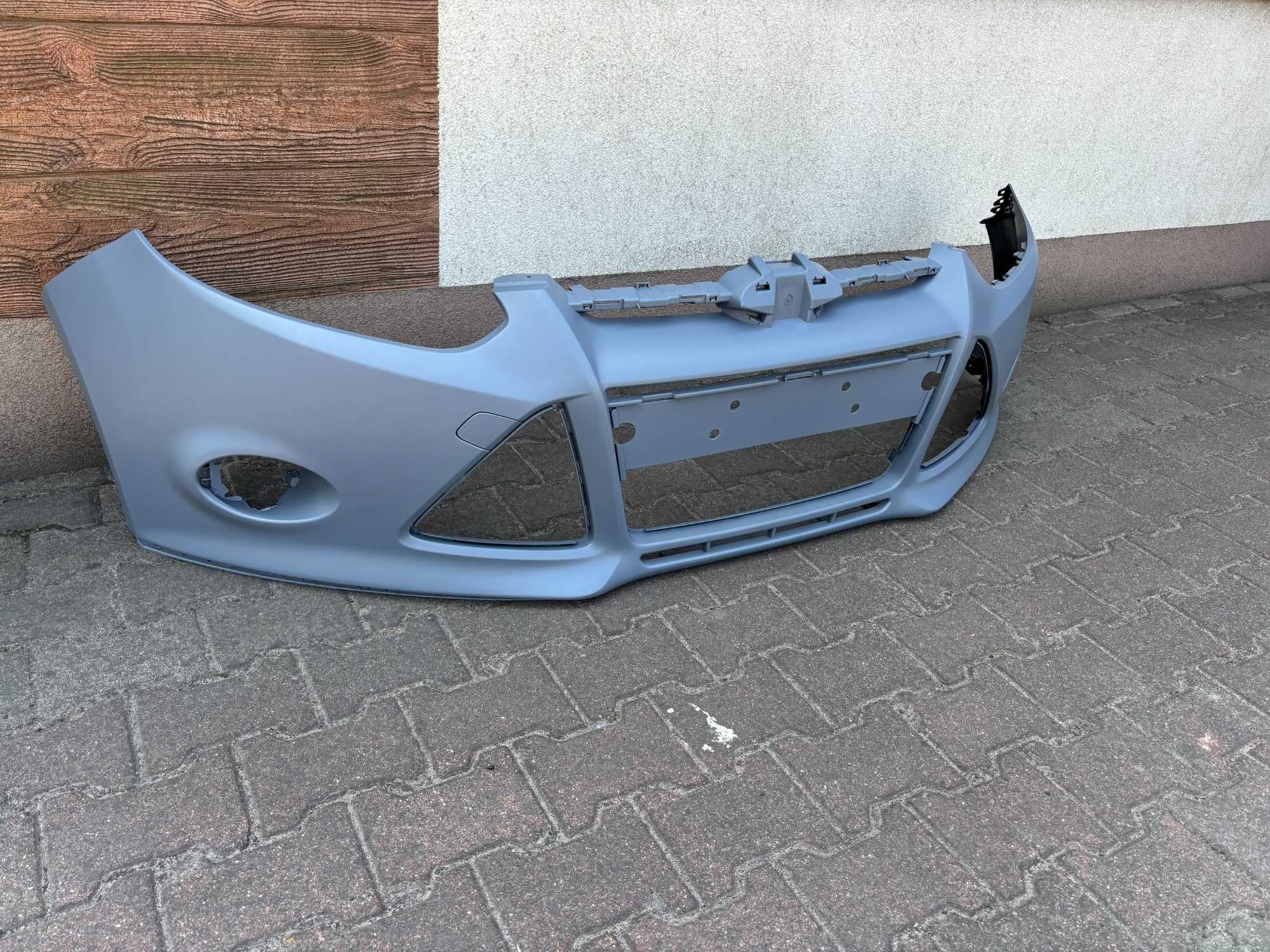 FORD FOCUS MK3 2010 - zderzak przedni zderzak przód NOWY