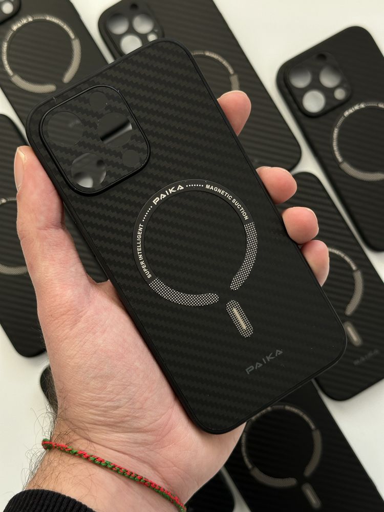 Чохол Paika Carbon для IPhone від 11 pro до 15 Pro Max