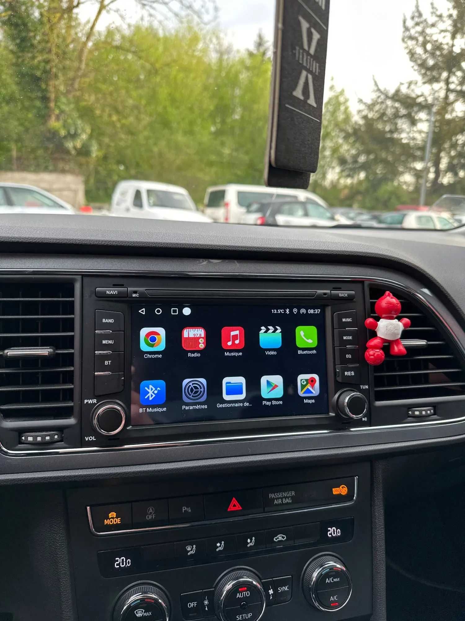 Auto Radio Seat Leon 3 com botões  2Din Ano 2012 até 2018