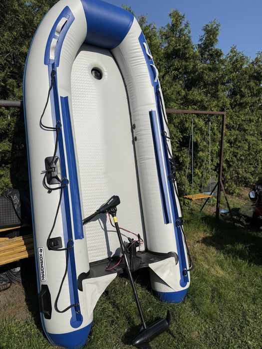Ponton Kormoran 330+silnik z akumulatorem