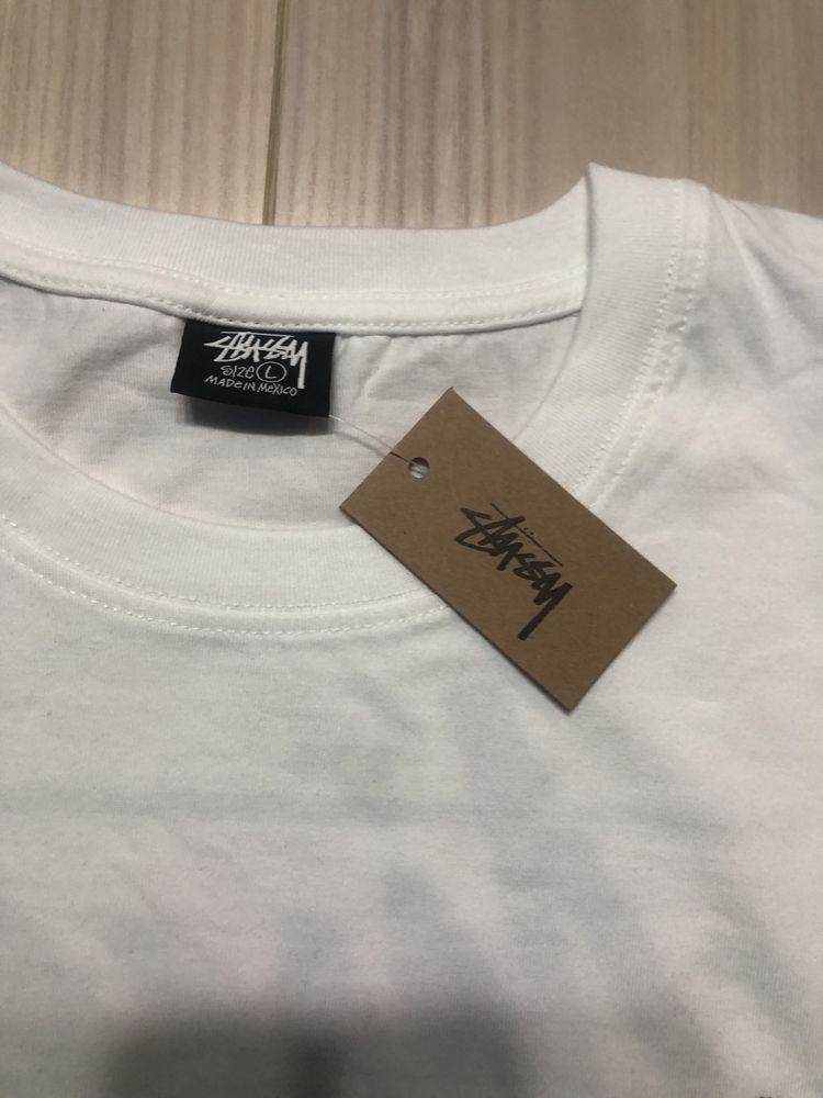 Koszulka biała stussy