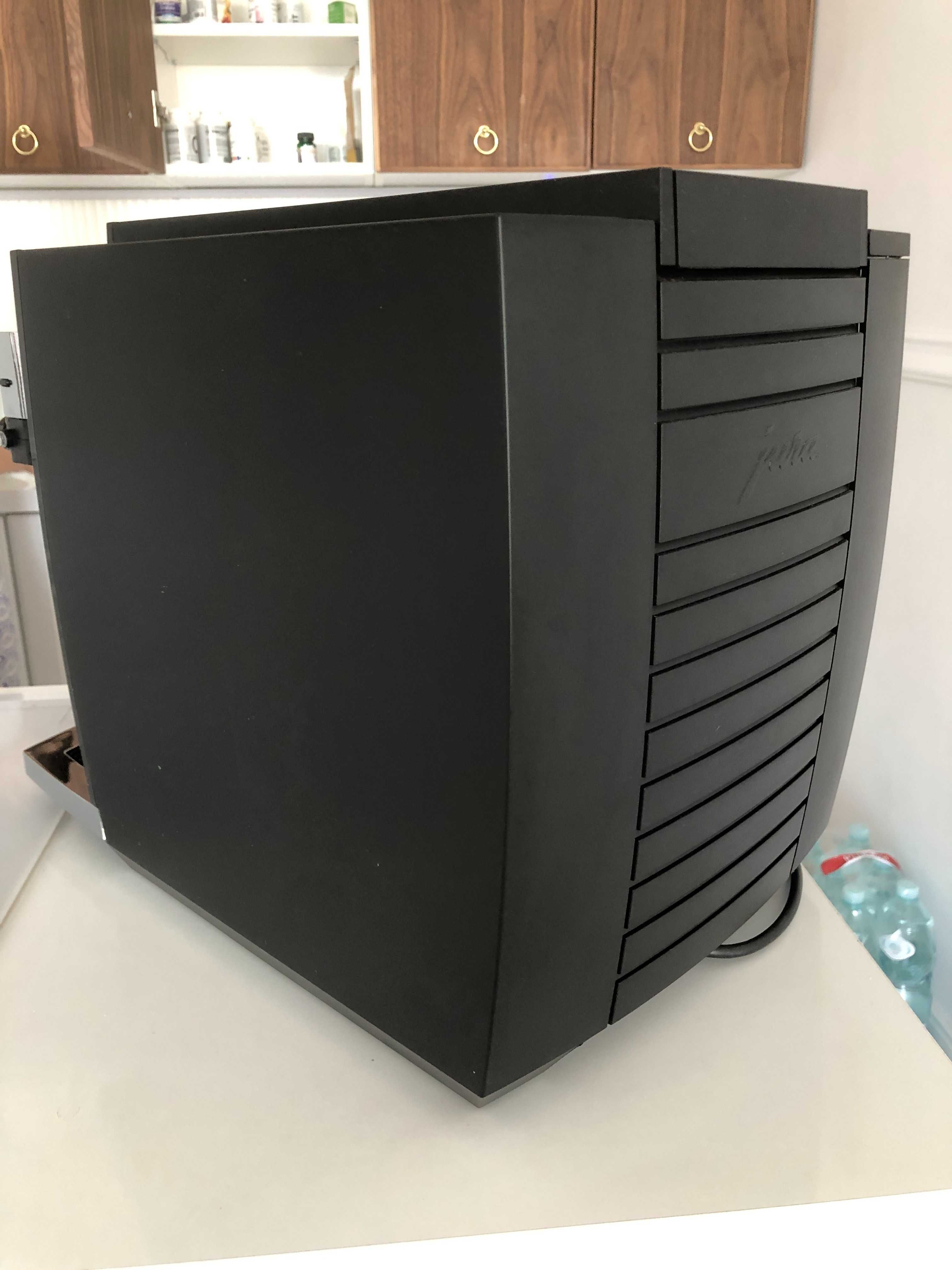 Ekspres Jura E8 (EB) Piano Black / 2022 rok prod. / model: 15355