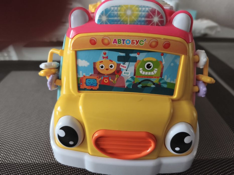 Інтерактивний автобус, розвиваюча іграшка