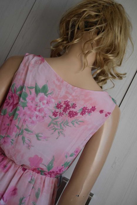 Sukienka 34 XS S szyfonowa kwiaty zwiewna lekka letnia krótka mini