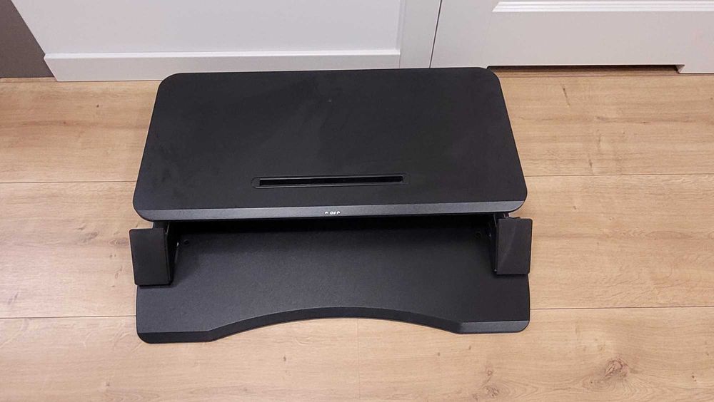 Nakładka na biurko do pracy stojącej Sit-Stand Corsivo FELLOWES