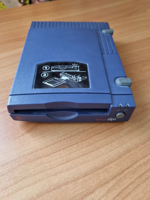 Roland EM 2000 jak G1000, G800