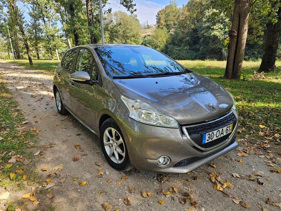 Peugeot 208 1.4 hdi