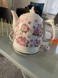 Czajnik w kwiatki porcelanowy
