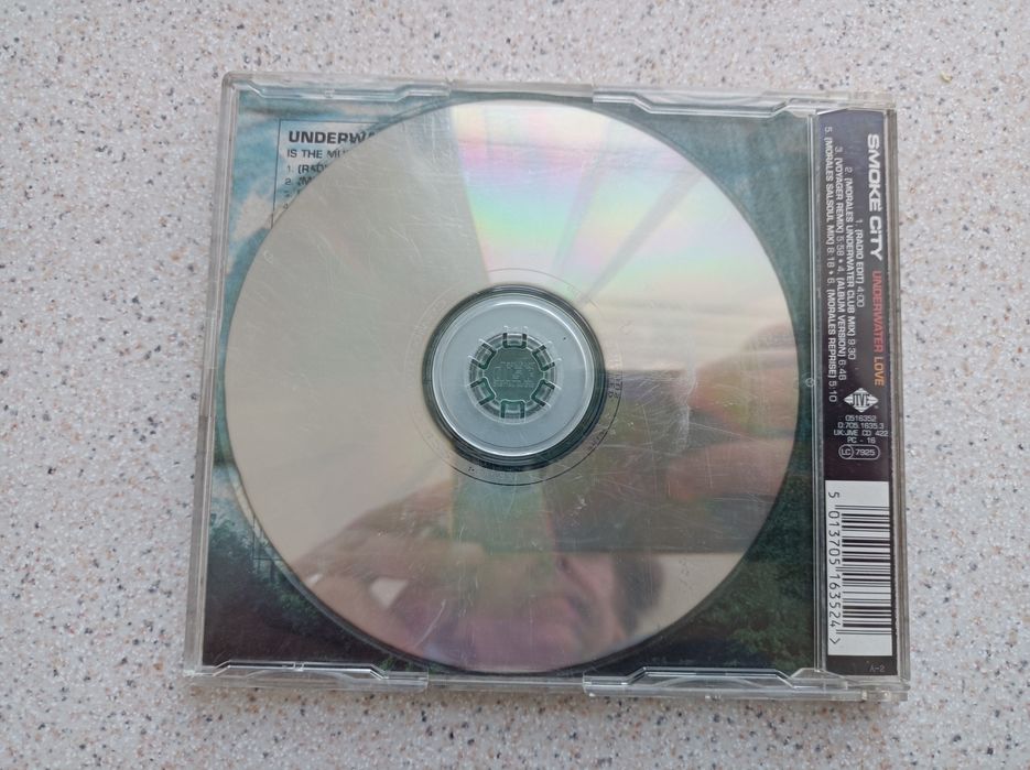 CD single Underwater love de Smoke city