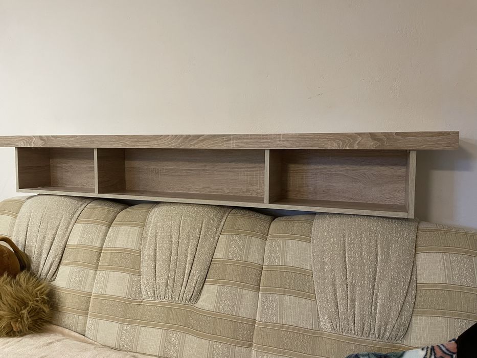 Półka wisząca ścienna