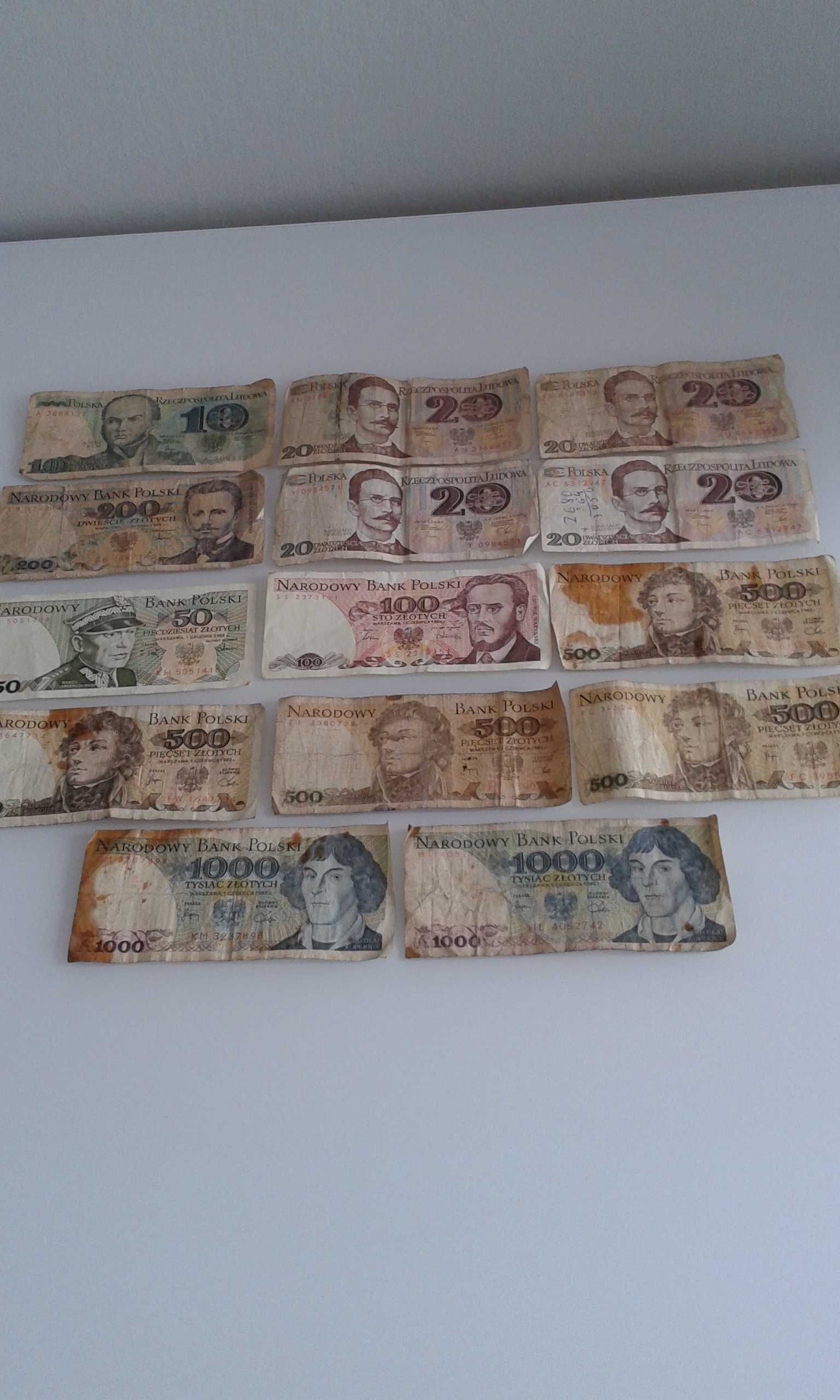 Banknoty Polskie z 1982 , 1985 i 1998 r.