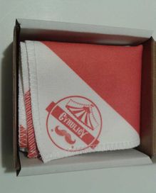 CYRULICY Ręcznik do brody z mikrowłókien 30x30 cm biało-czerwony