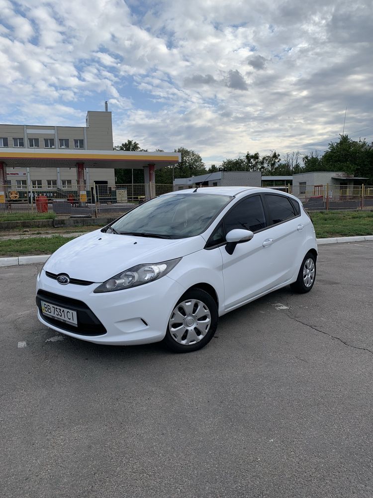 Ford fiesta 1,4 2012 год