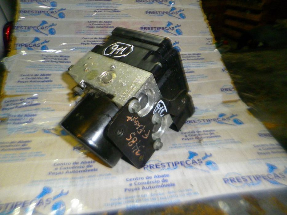 Abs CV212C405CB A426G FORD FIESTA 6 FASE 1 2012 1.4TDCI 71CV 5P BRANCO