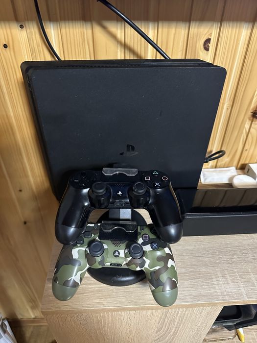 PS 4 slim 1 TB Sony playstation 4