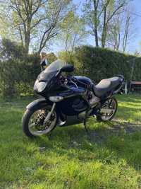 Suzuki gsxf600.