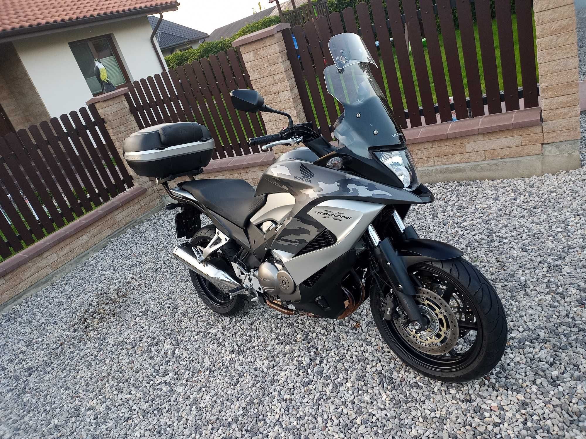 Honda VFR800X seria CROSSRUNNER 2014 r.