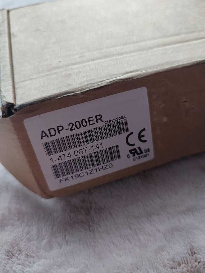 Zapasowy zasilacz ADP-200ER 4 Pin dla Sony