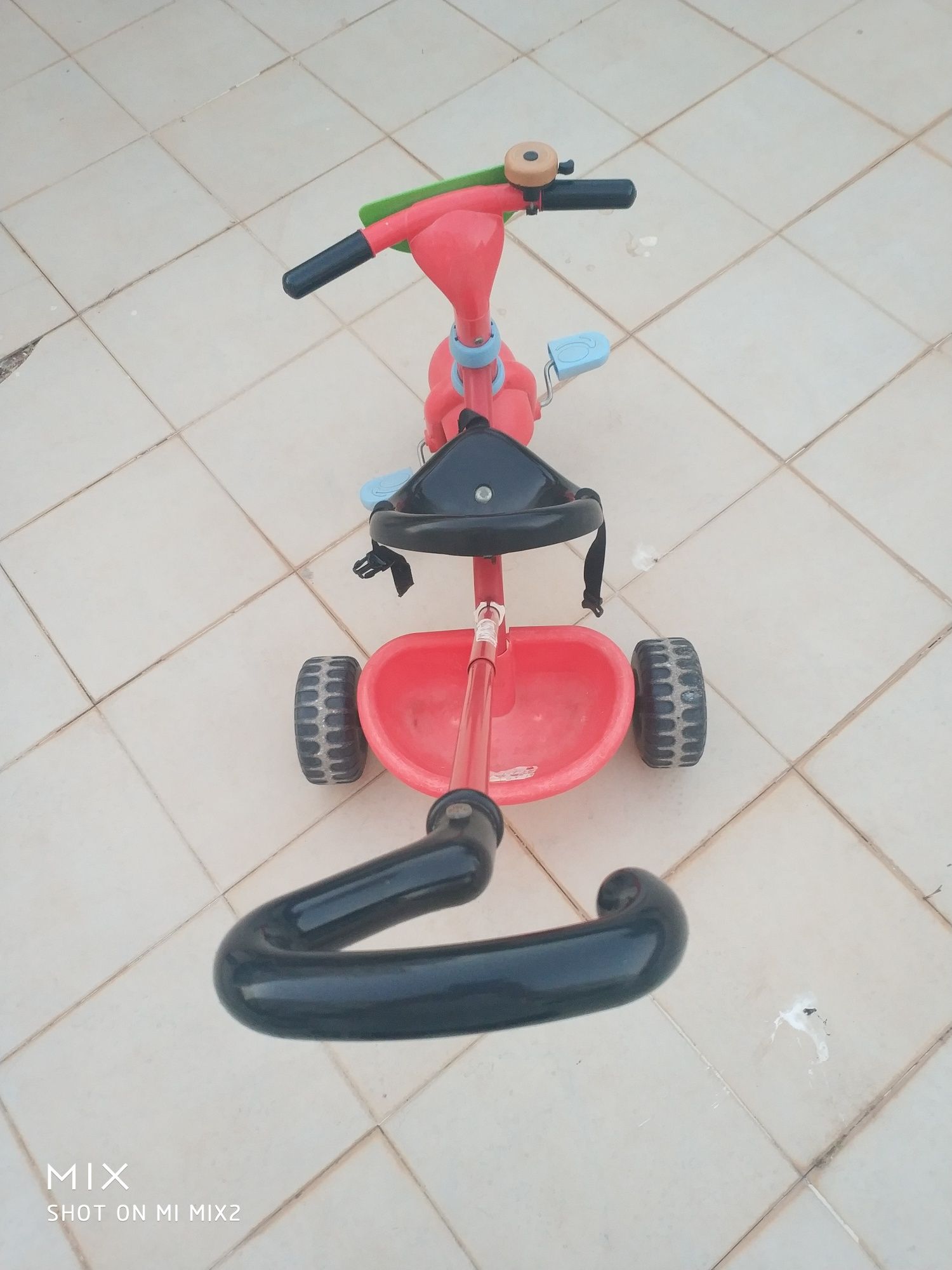 Triciclo de criança