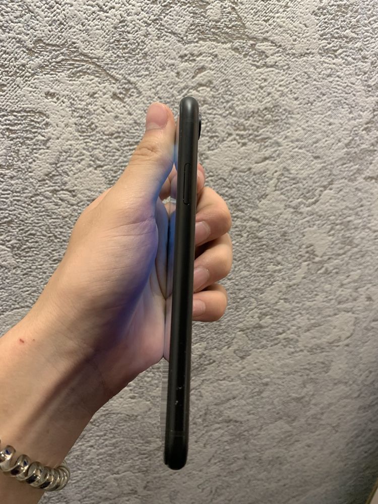 Продам Айфон/Iphone Xr 64 gb