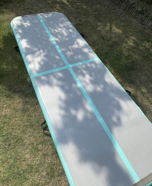 Airtrack sciezka gimnastyczna do akrobatyki materac pompowany