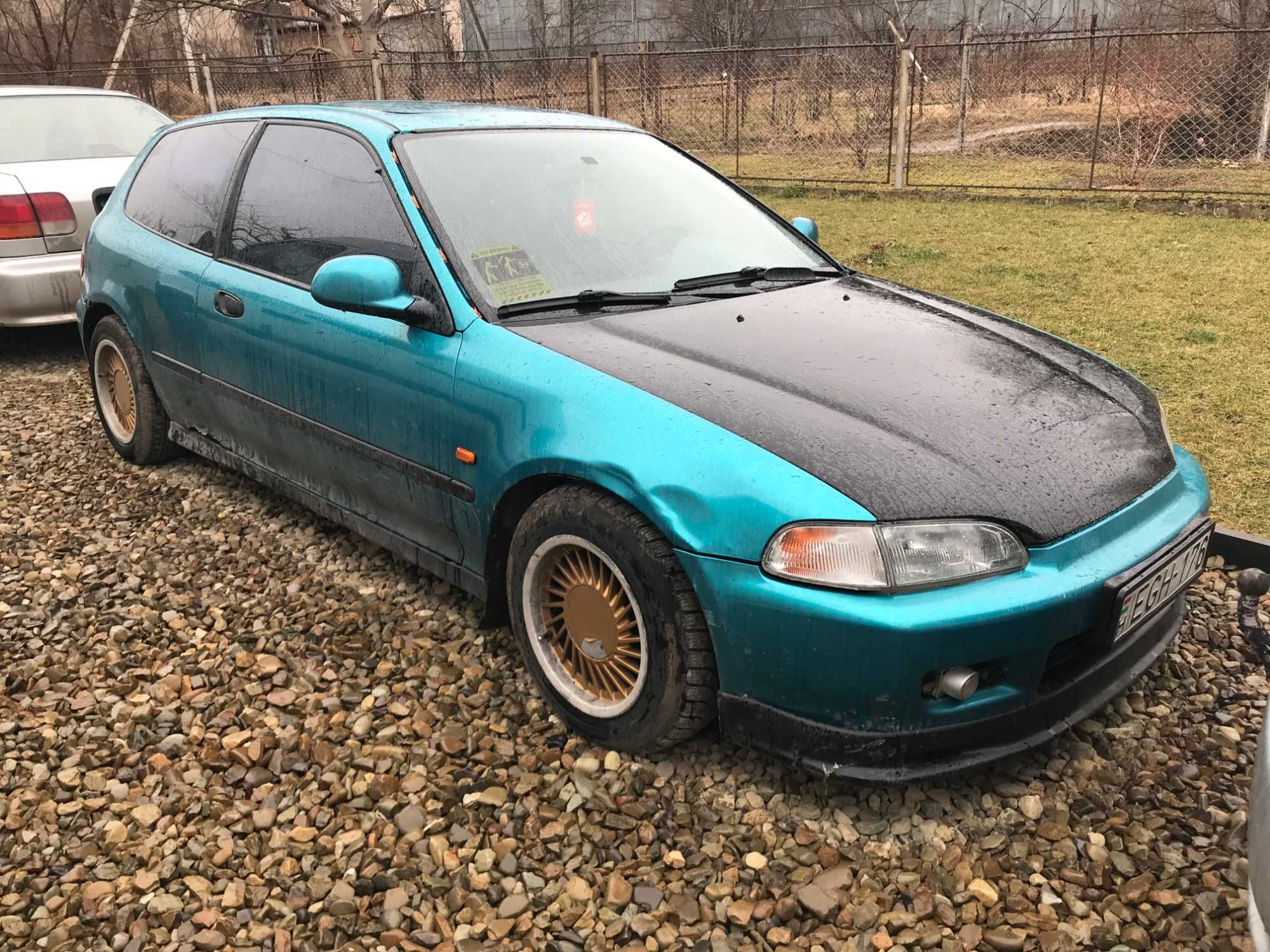 запчастини Honda civic eg Капот 1,5 бензин