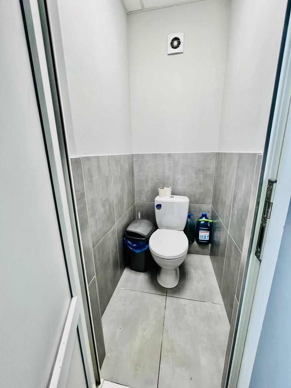 Здам офісне приміщення 315 кв, М Центральний ринок, вул. Різдвяна, 29б