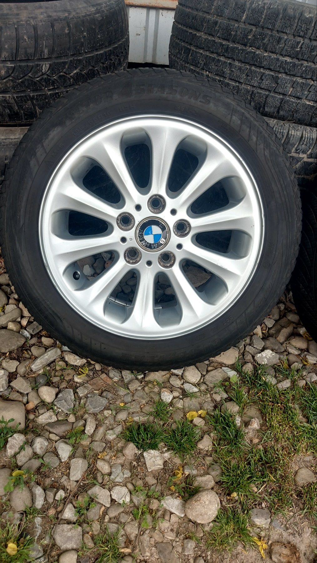 Колеса диски шини резина 195/55 R16 BMW 5×120 1,3,5 model