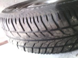 Sprzedam oryginalne felgi stalowe VW GOLF 1 + opony 13